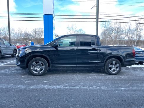 Used 2024 Honda Ridgeline TrailSport image 2