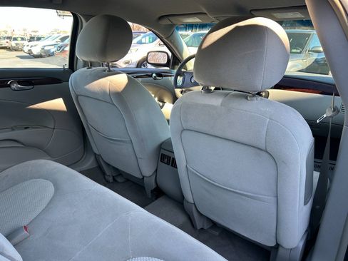 Used 2009 Buick Lucerne CX FWD image 26