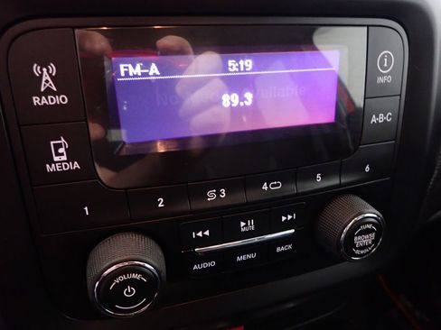 Used 2017 Jeep Renegade Sport w/ Power & Air Group AWD/4WD image 5