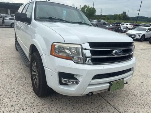 Used 2017 Ford Expedition EL XLT w/ Equipment Group 202A AWD/4WD image 3