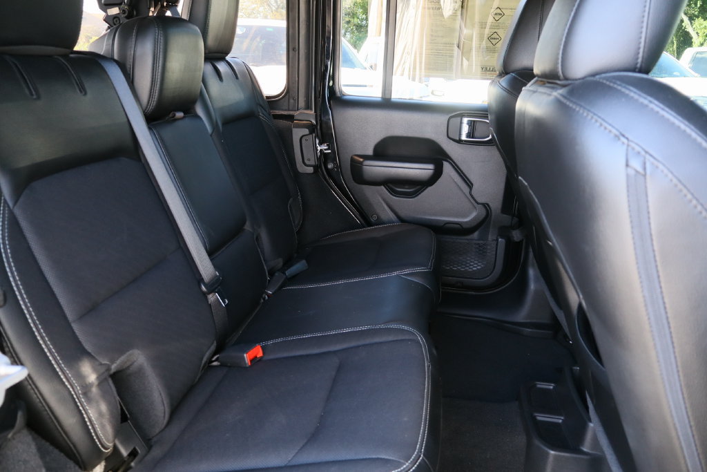 Used 2021 Jeep Wrangler Unlimited Sport AWD/4WD image 27