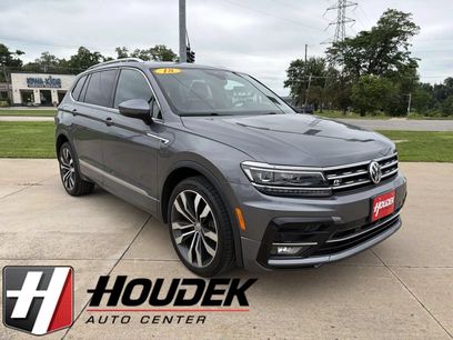 Used 2018 Volkswagen Tiguan SEL Premium w/ R-Line Package