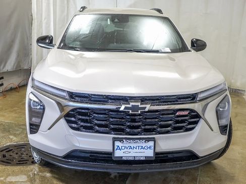 New 2026 Chevrolet Trax RS image 5