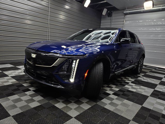 Used 2024 Cadillac Lyriq Sport AWD/4WD image 46
