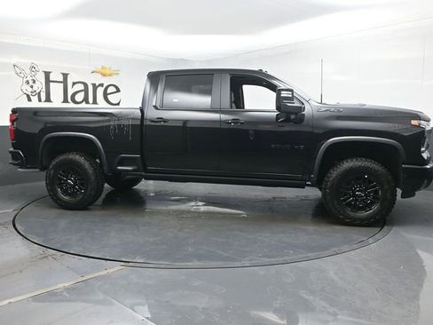 New 2026 Chevrolet Silverado 2500 ZR2 w/ LPO, Dark Essentials Package AWD/4WD image 27