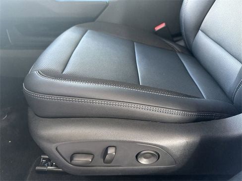 New 2026 Chevrolet Equinox EV LT image 14