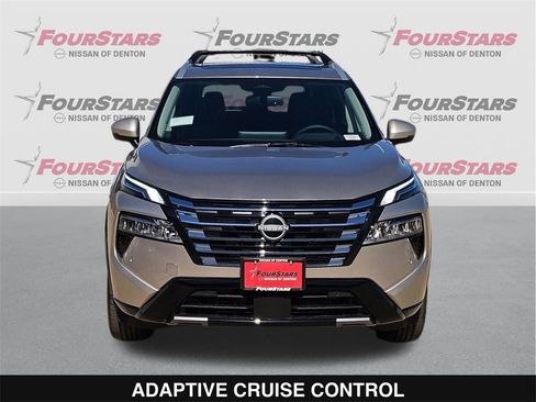 New 2026 Nissan Rogue Platinum image 9