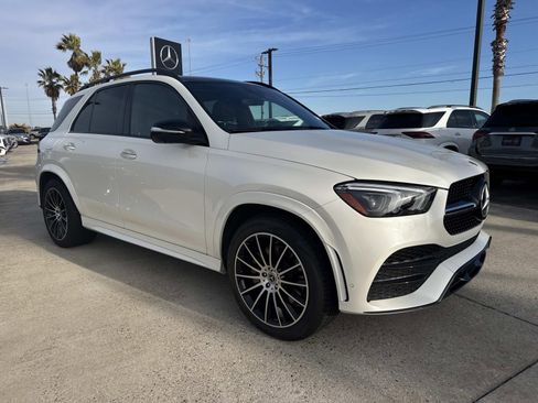 Used 2023 Mercedes-Benz GLE 450 4MATIC image 3