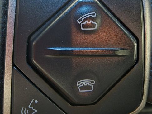 Used 2015 Toyota Tacoma Base image 6