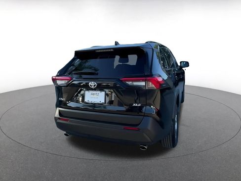 Used 2025 Toyota RAV4 XLE image 14