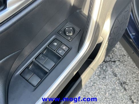 Used 2019 Toyota RAV4 XLE image 19