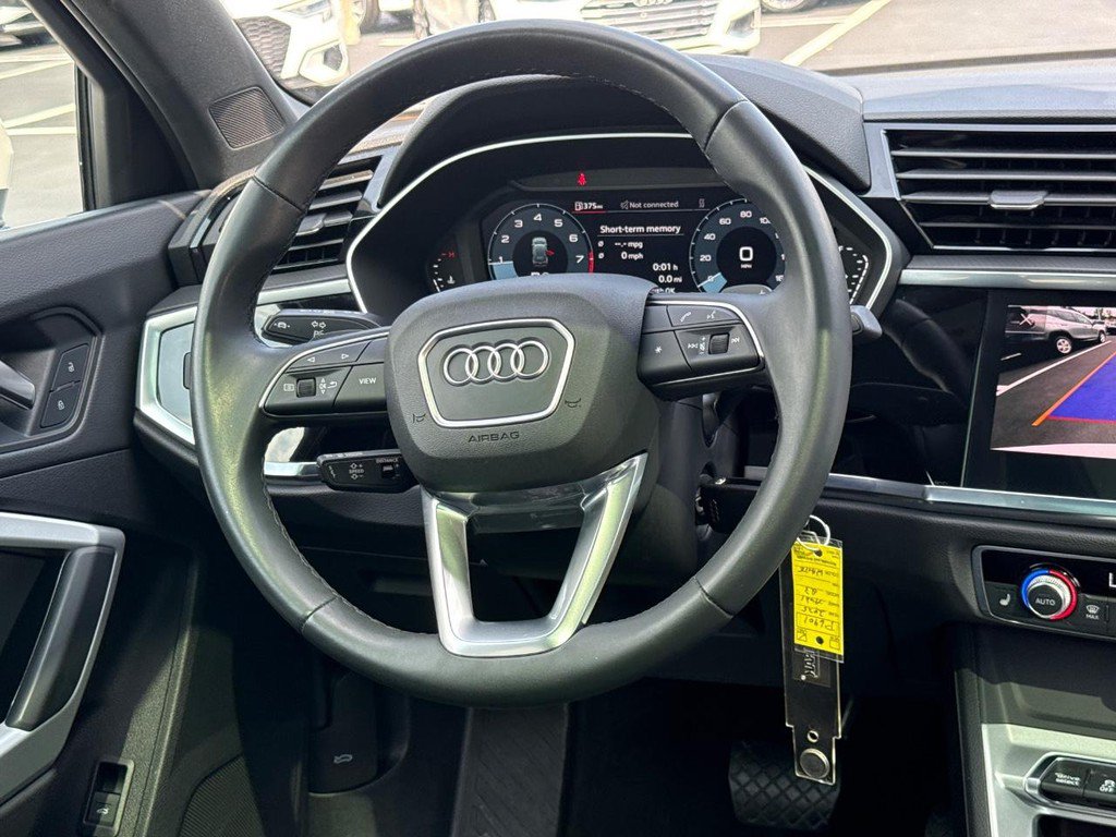 Used 2025 Audi Q3 2.0T Premium AWD/4WD image 12