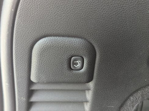 Used 2014 Jeep Grand Cherokee Limited image 15