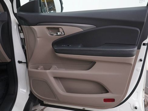 Used 2016 Honda Pilot EX-L image 9