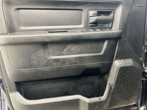 Used 2015 RAM 3500 Tradesman w/ Chrome Appearance Group image 14