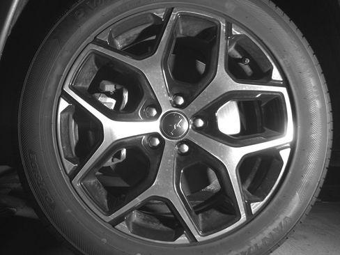 Used 2025 Jeep Compass Limited image 12