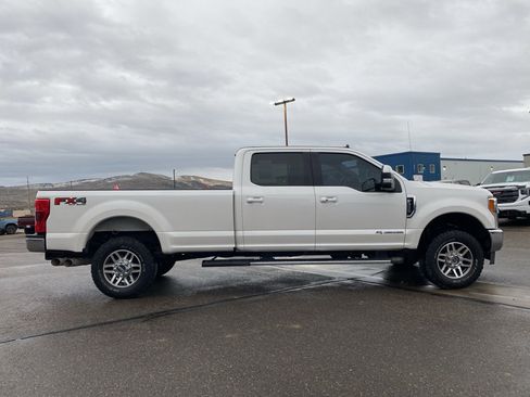 Used 2019 Ford F350 Lariat w/ Lariat Ultimate Package image 18