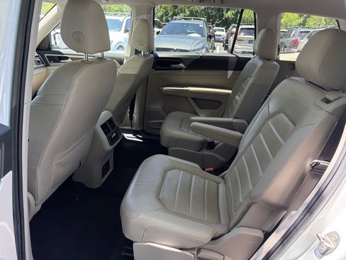 Used 2019 Volkswagen Atlas SEL Premium AWD/4WD image 33