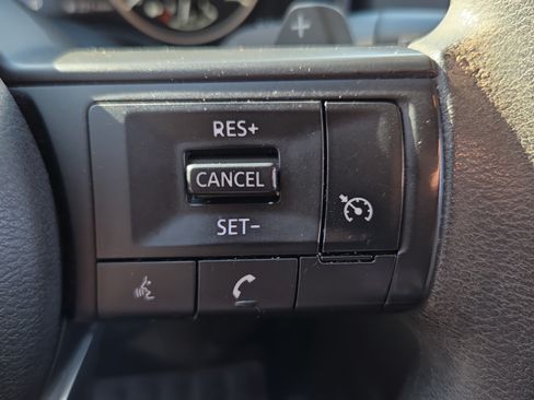 Used 2023 Nissan Rogue S FWD image 26