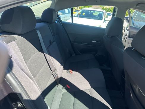 Used 2014 Chevrolet Cruze LT FWD image 14