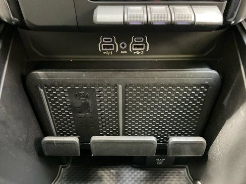 Used 2025 RAM 1500 Big Horn AWD/4WD image 26
