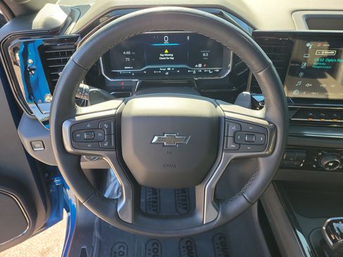 Used 2023 Chevrolet Silverado 1500 ZR2 w/ Technology Package image 25