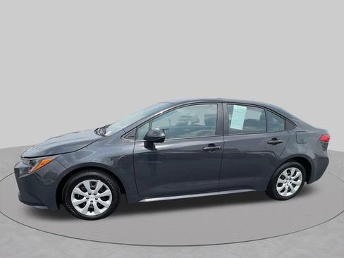 Used 2026 Toyota Corolla LE FWD image 4