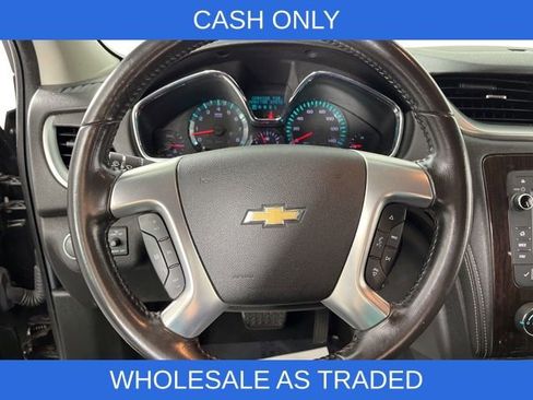 Used 2017 Chevrolet Traverse LT w/ Style and Technology Package image 17