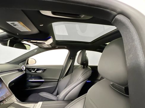 Used 2022 Mercedes-Benz C 300 4MATIC Sedan image 22