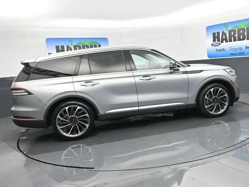 Used 2021 Lincoln Aviator Reserve w/ Equipment Group 202A image 6