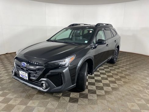 Used 2023 Subaru Outback Onyx Edition image 10