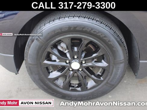 Used 2020 Chevrolet Equinox LS w/ LS Convenience Package FWD image 11