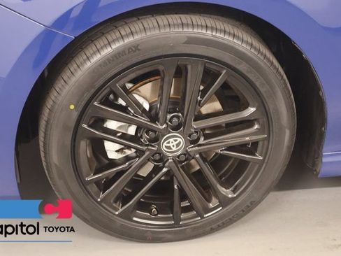 Used 2025 Toyota Camry SE w/ Convenience Package AWD/4WD image 7