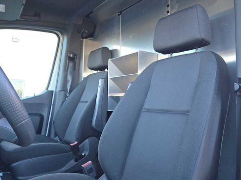 Used 2025 Mercedes-Benz Sprinter 2500 image 23