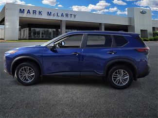 Used 2021 Nissan Rogue S video 2