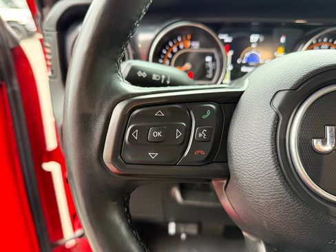 Used 2022 Jeep Gladiator Sport AWD/4WD image 26