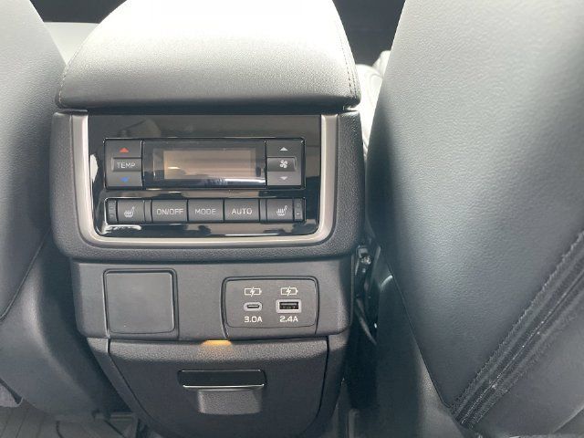 Used 2026 Subaru Ascent Limited Bronze AWD/4WD image 16