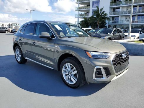 Certified 2023 Audi Q5 2.0T Premium w/ Convenience Package image 8