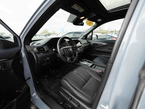 Used 2023 Honda Passport TrailSport image 8