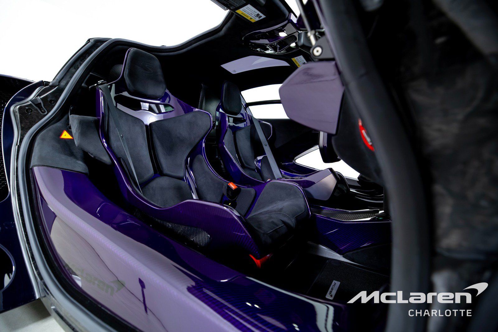 Used 2019 McLaren Senna RWD image 20
