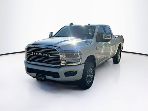 Used 2024 RAM 2500 Laramie image 3