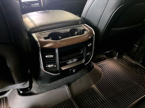 Used 2022 RAM 1500 Laramie image 27