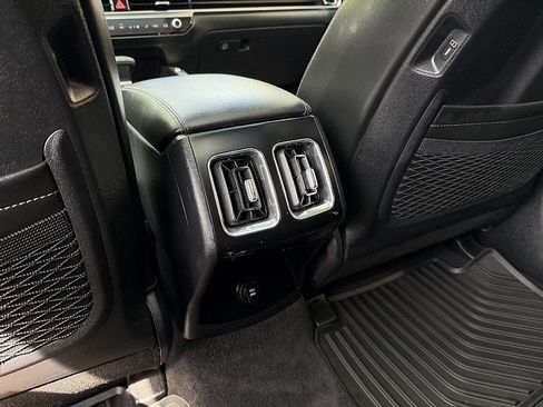 Used 2025 Kia Sorento S w/ Panoramic Sunroof Package FWD image 20