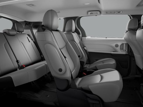 New 2026 Toyota Sienna XLE AWD/4WD image 21