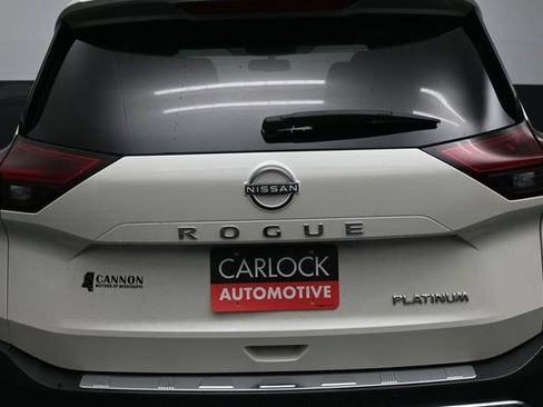 Used 2023 Nissan Rogue Platinum w/ Platinum Premium Package FWD image 12