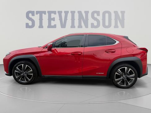 Used 2021 Lexus UX 250h w/ Accessory Package (Z1) AWD/4WD image 2