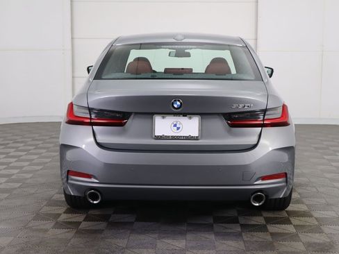Certified 2025 BMW 330i Sedan w/ Premium Package image 7