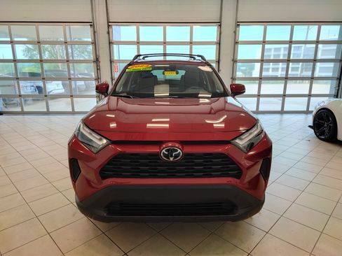 Used 2024 Toyota RAV4 XLE AWD/4WD image 8