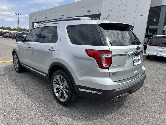 Used 2018 Ford Explorer Limited FWD image 7
