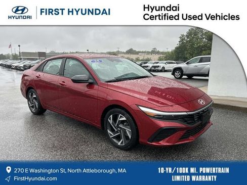 Certified 2025 Hyundai Elantra Sport FWD image 1